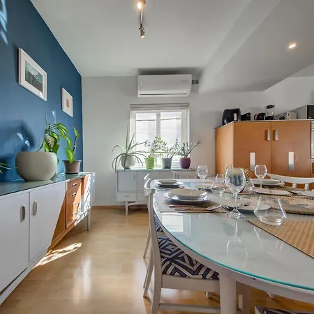 Apartment Elegant & Cosy 3br In Peaceful Area Of By 360 Estates